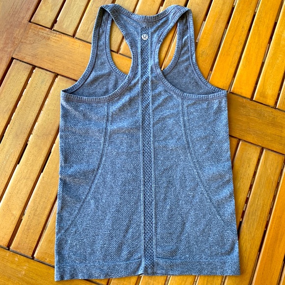 Lululemon tank top in Charcoal Grey in a size 4. - Picture 3 of 9